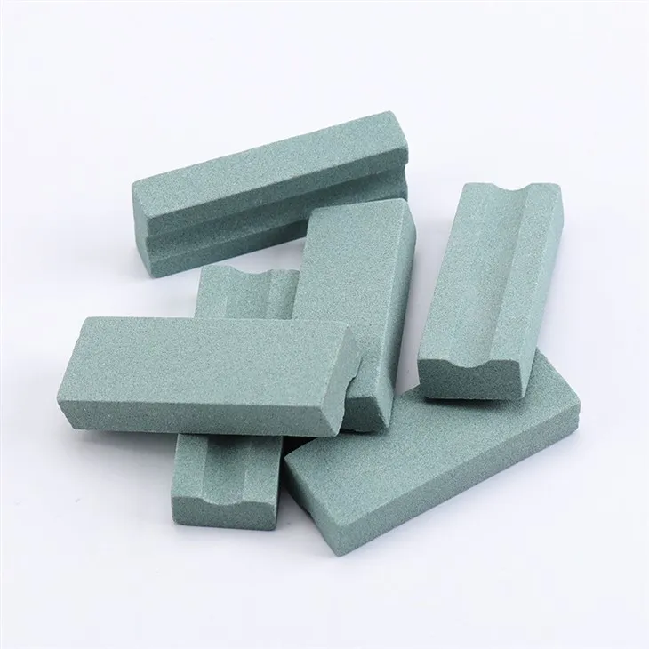 Gomma per affilare la pietra